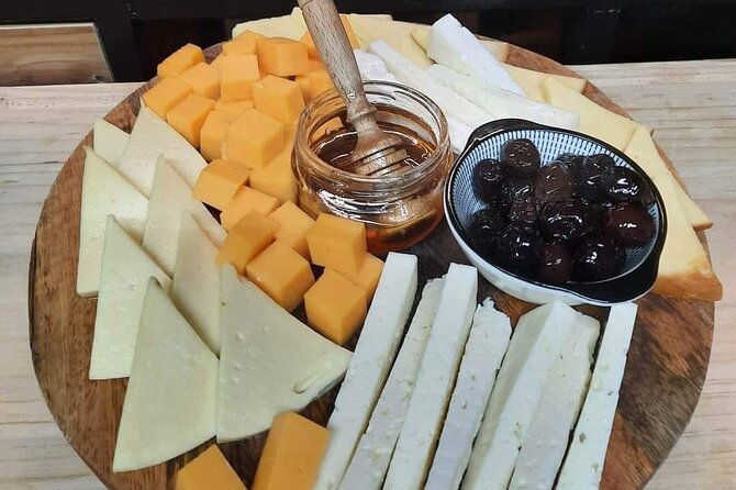 kutaisi-uncorked-wine-tasting-at-a-local-family-home
