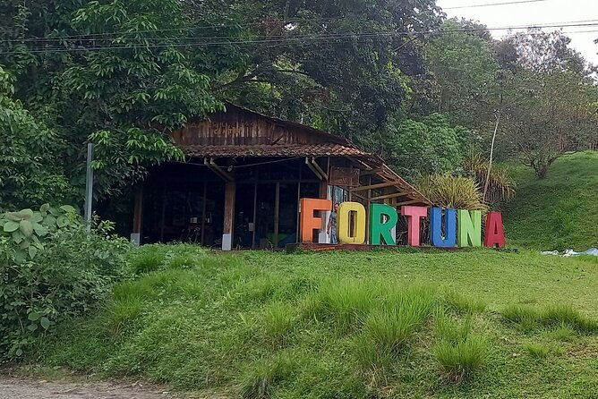 la-fortuna-arenal-hotels-to-sjo-airport-private-transfer-one-way