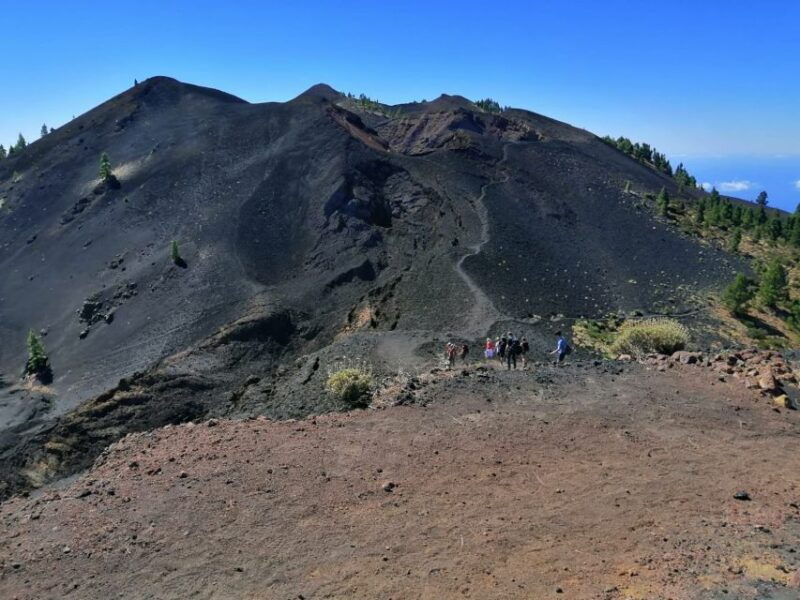 la-palma-guided-trekking-tour-to-volcanoes-south