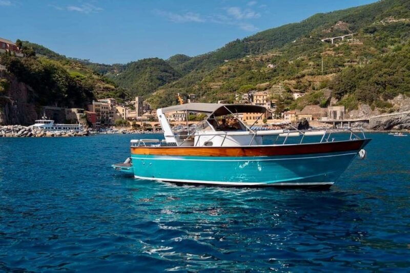 la-spezia-cinque-terre-boat-tour-with-snacks-and-drinks