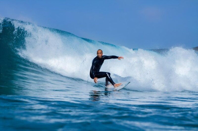 lagos-group-surf-lessons-for-all-levels