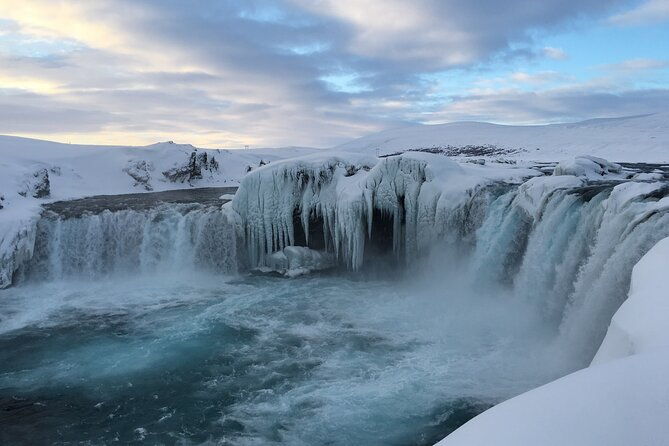lake-myvatn-private-tour-godafoss-waterfall-for-cruise-ship-from-akureyri-port