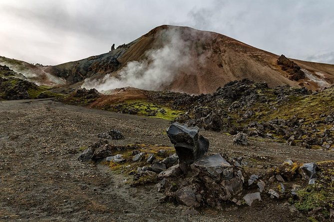 landmannalaugar-photo-infused-day-tour-to-the-highlands