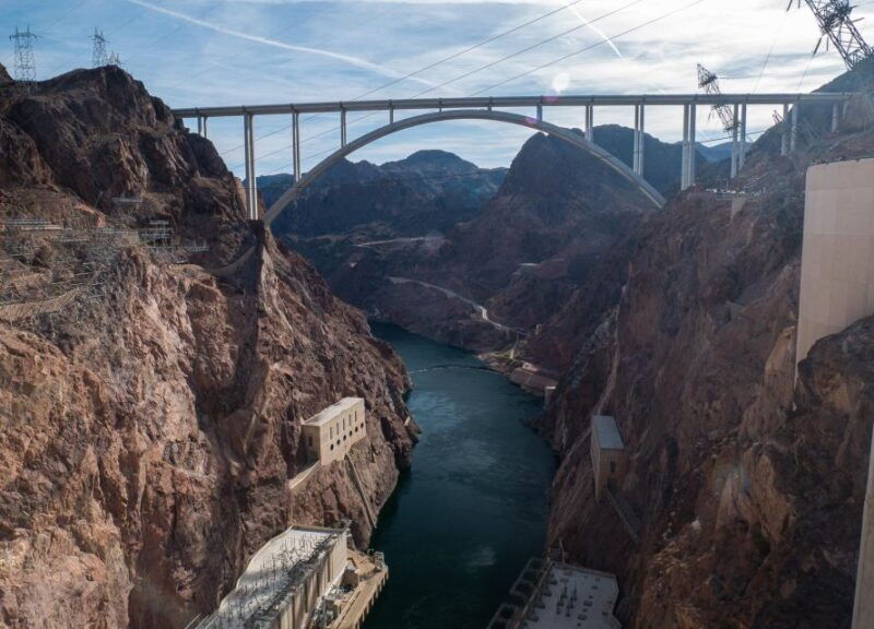 las-vegas-hoover-dam-valley-of-fire-boulder-city-day-tour