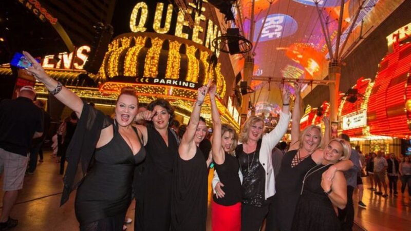las-vegas-private-party-bus-tour-of-vegas-strip-w-champagne