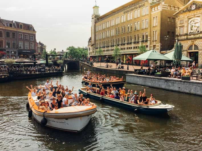 leiden-guided-city-canal-cruise