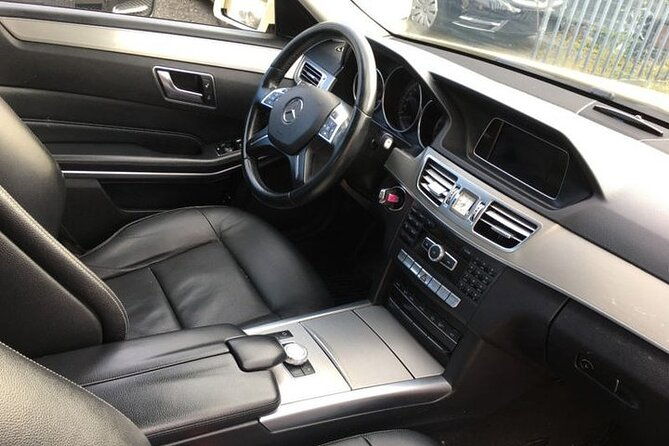 limousine-service-from-athens-airport-to-plaka-monastiraki
