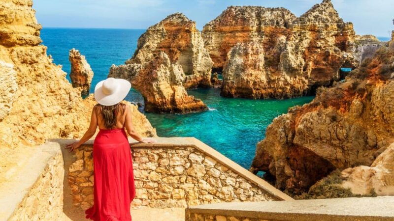 lisbon-private-tour-to-algarve-benagil-algar-seco-lagos