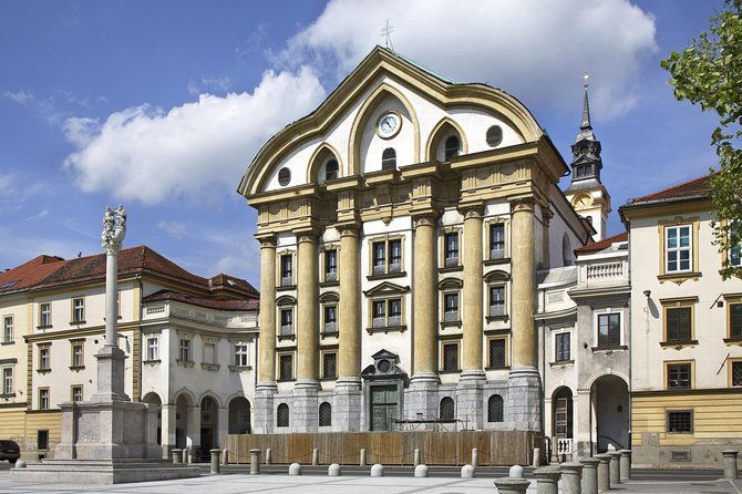 ljubljana-postojna-cave-from-bled
