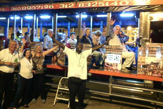 local-party-bus-the-best-way-to-enjoy-the-city-of-at-night-time