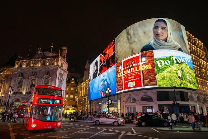 london-by-night-walking-tour-with-christmas-lights