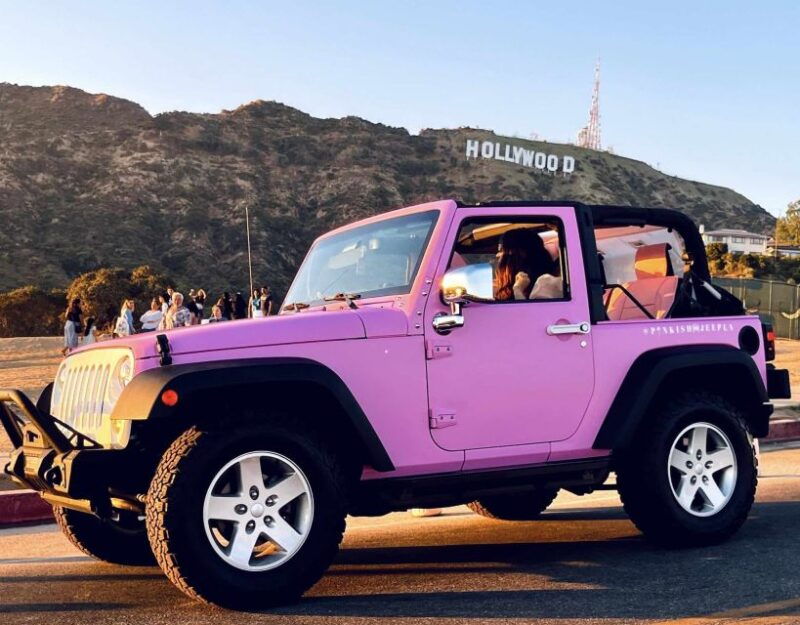 los-angeles-hollywood-sign-tour-on-a-pink-open-jeep