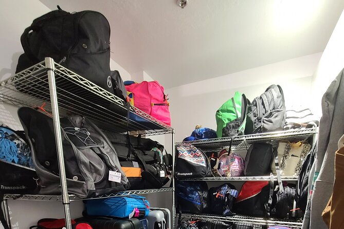 luggage-storage