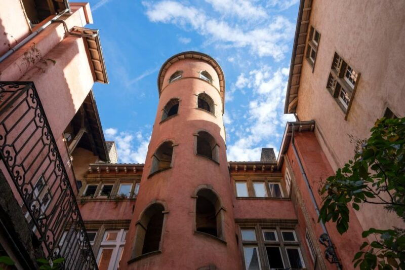 lyon-private-exclusive-history-tour-with-a-local-expert