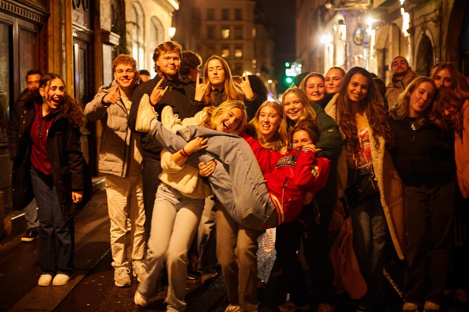 lyon-riviera-bar-crawl-party-with-free-shots-and-vip-entry