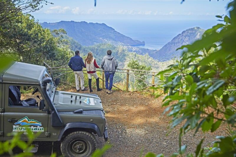madeira-pico-arieiro-sunrise-private-jeep-tour