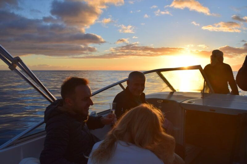 madeira-private-sunset-yacht-cruise-with-snorkeling-wine