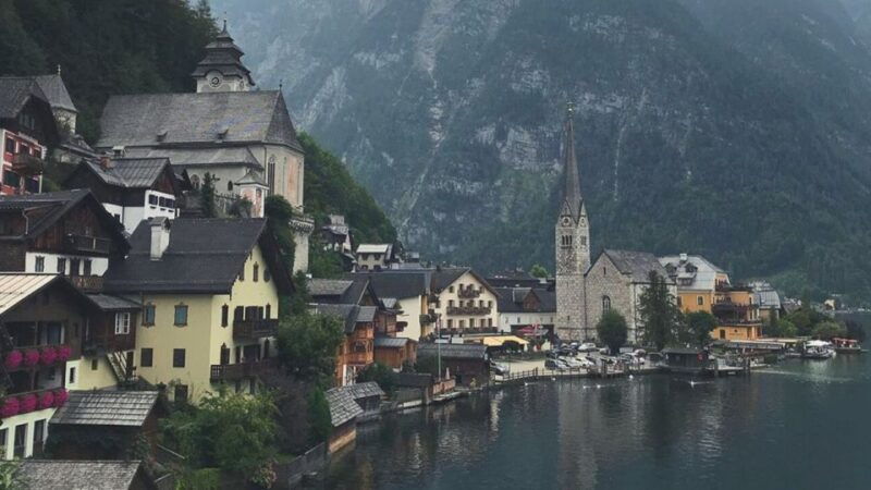 majestic-walking-tour-of-hallstatt-2