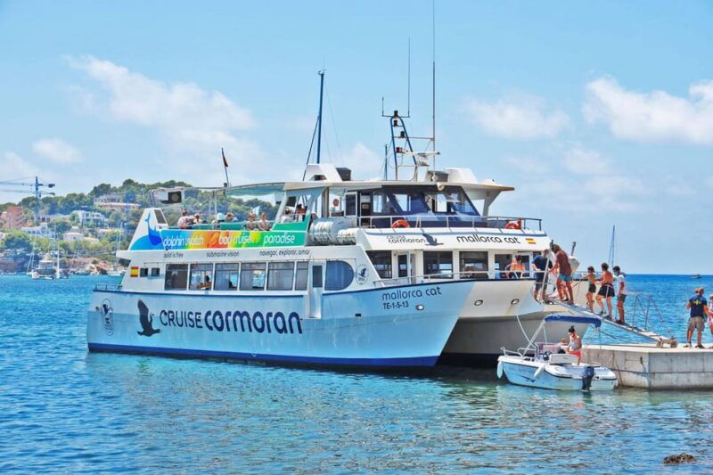 mallorca-catamaran-coastal-cruise-with-lunch