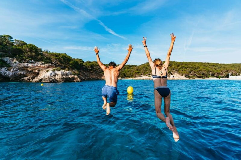 mallorca-midday-or-sunset-sailing-with-snacks-and-open-bar