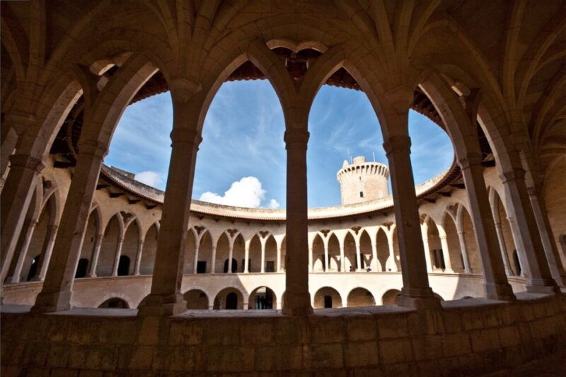 mallorca-transfer-to-palma-self-guided-tour