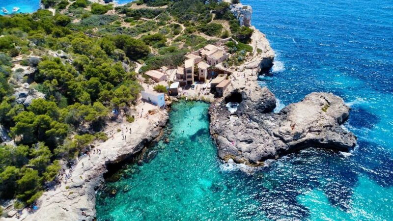 mallorca-vintage-sunset-tour-by-the-sea-with-a-picnic