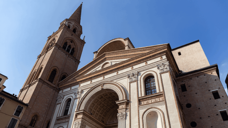 mantua-ascent-and-guided-tour-of-the-basilica-and-dome-of-santandrea