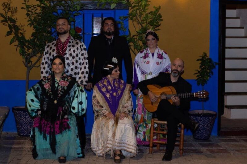 marbella-flamenco-show-with-a-drink
