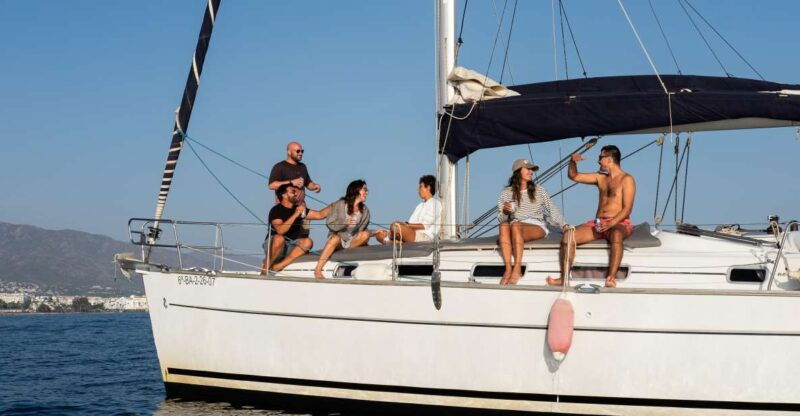 marbella-sailing-dolphin-watching-with-snacks-and-drinks
