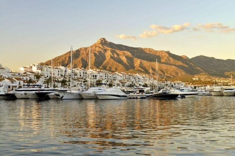 marbella-walking-custom-tour-with-a-local-guide