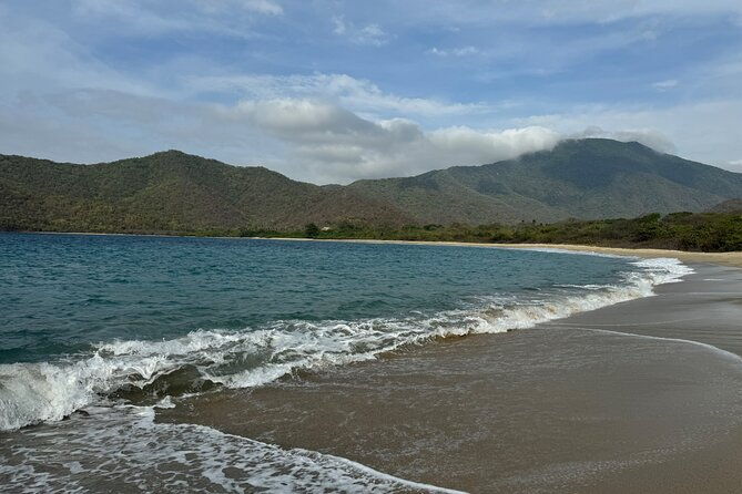 maritime-adventure-bahia-de-cinto-and-playa-cristal-tayrona-park