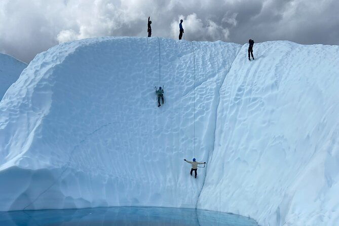 matanuska-glacier-backcountry-ice-climb
