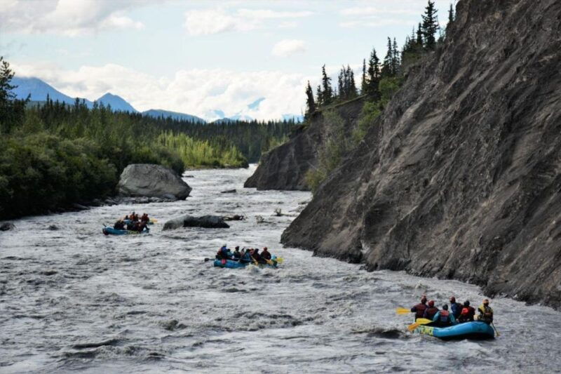 matanuska-glacier-lions-head-whitewater-rafting-2