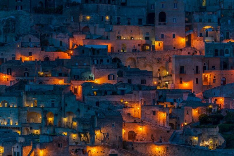 matera-sunset-walking-tour-on-the-murgia-park