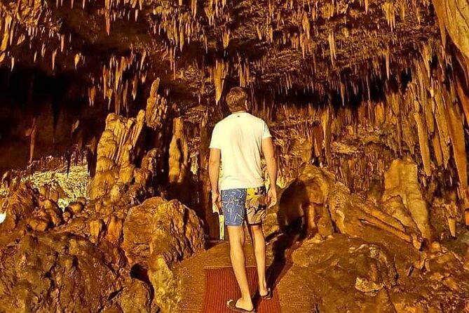 melissani-lake-drogarati-cave-myrtos-photo-stop-privet-tour