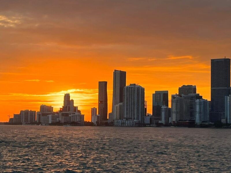 miami-biscayne-bay-millionaires-row-boat-tour