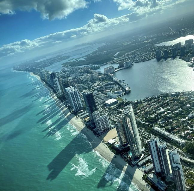 miami-romantic-1-hour-private-flight-tour-with-champagne