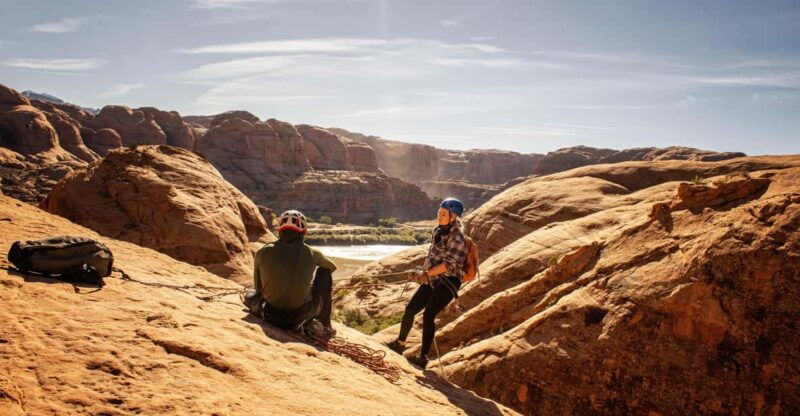 moab-bow-and-arrow-canyon-canyoneering-excursion
