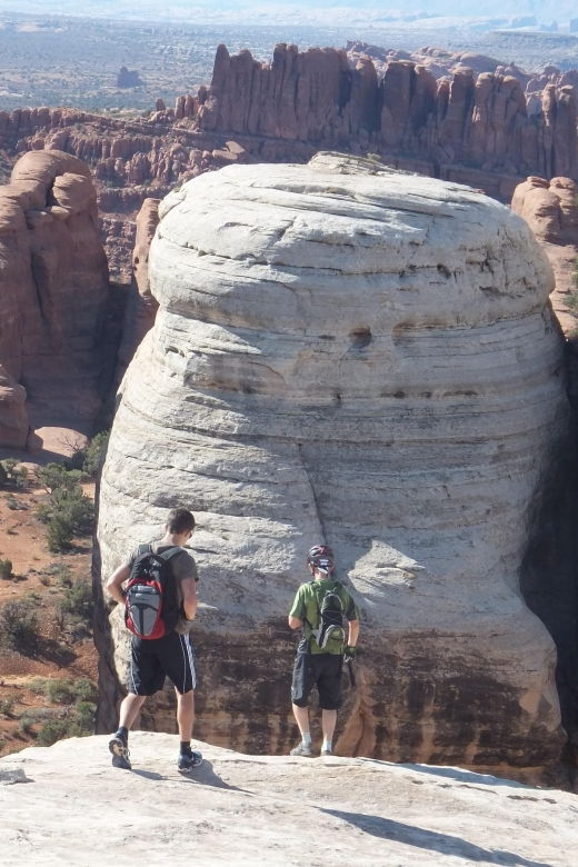 moab-e-mountain-bike-half-day-tour