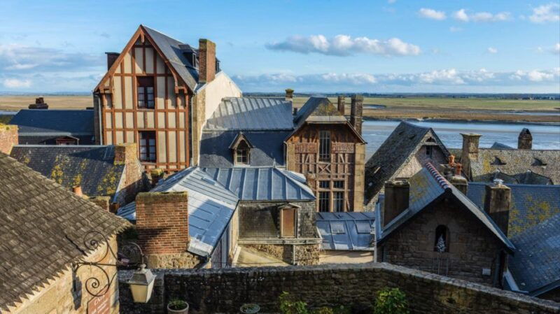 mont-st-michel-small-group-guided-tour-with-abbey-ticket