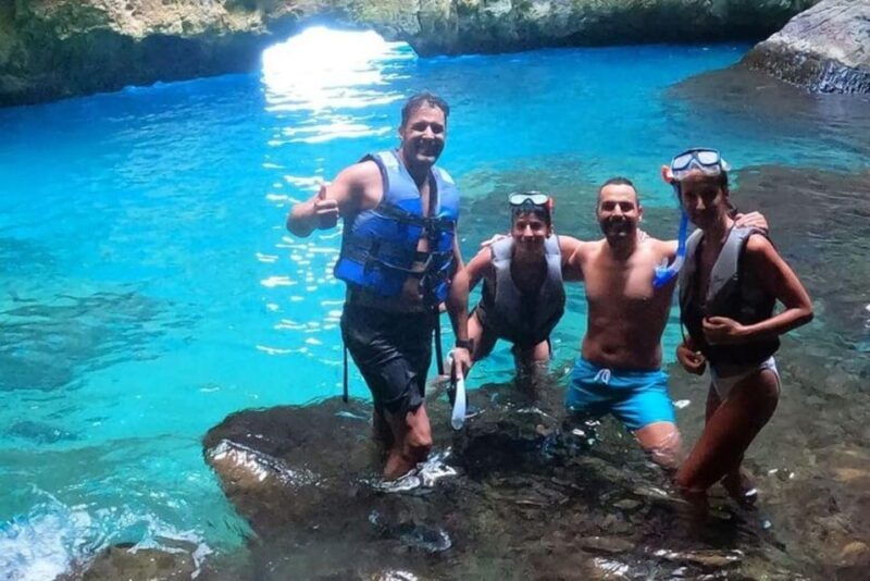 moraig-kayak-excursion-to-moraig-cave-peces-testos