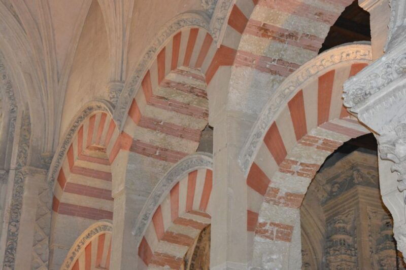 mosque-cathedral-small-group-guided-tour