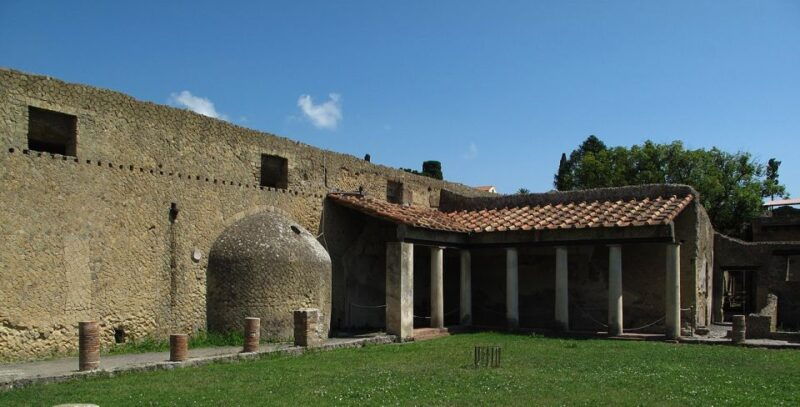 naples-pompeii-herculaneum-tour-with-lunch