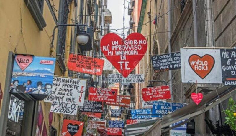 naples-the-spanish-quarters-street-art-and-local-market