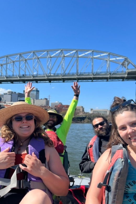 nashville-downtown-pedal-boat-rental-for-2-to-4-people