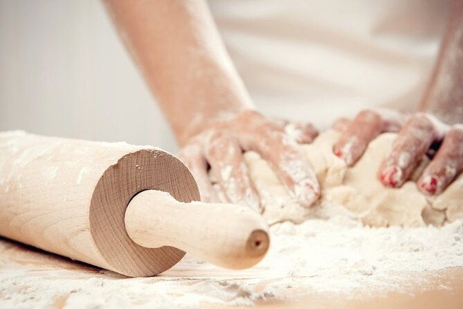 neapolitan-pasta-homemade-cooking-lesson
