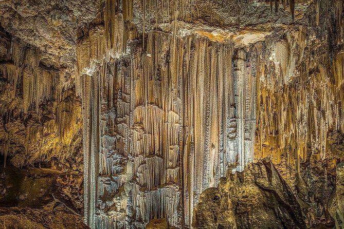 nerja-caves-frigiliana-acebuchal-private-tour-from-malaga