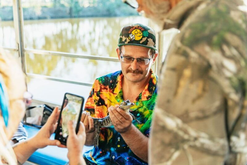 new-orleans-guided-swamp-cruise-by-tour-boat