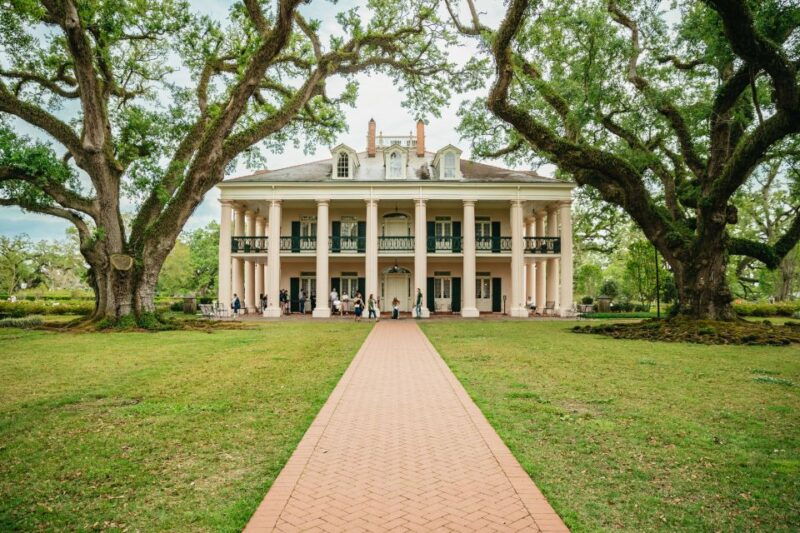 new-orleans-oak-alley-plantation-and-swamp-cruise-day-trip