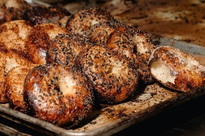 new-york-street-food-guided-walking-tour-with-a-guide